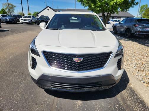 Crystal White Tricoat 2021 Cadillac XT4 FWD Sport