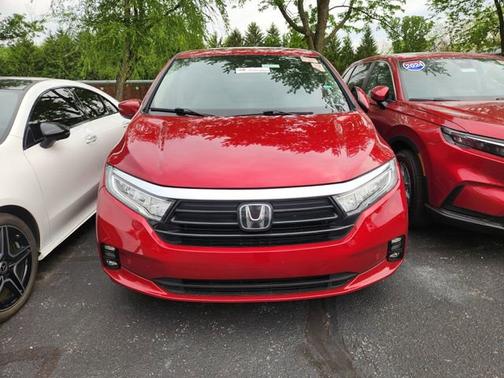 Red 2022 Honda Odyssey Touring