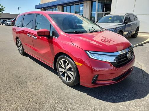Red 2022 Honda Odyssey Touring