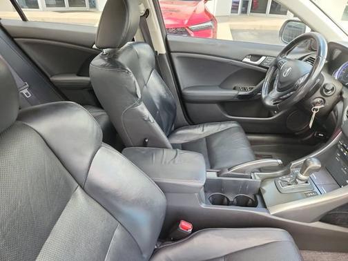 White 2014 Acura TSX 2.4