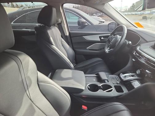 2023 Acura MDX w/Technology Package