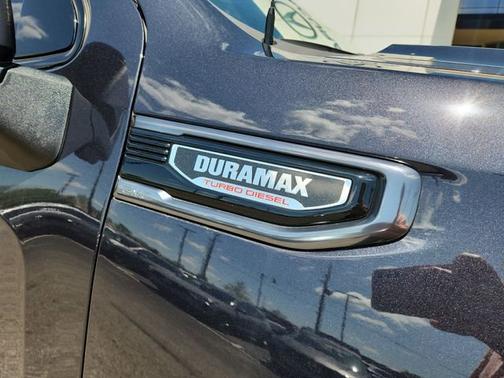Titanium 2024 GMC Sierra 1500 AT4