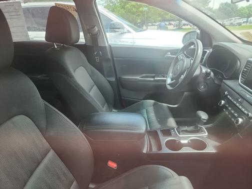Steel Gray 2022 Kia Sportage LX