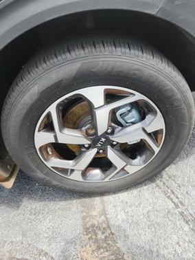 Steel Gray 2022 Kia Sportage LX