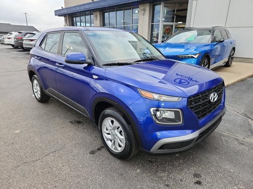 2024 Hyundai VENUE SE