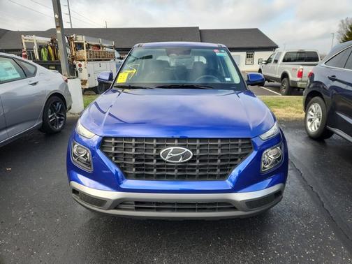 2024 Hyundai VENUE SE