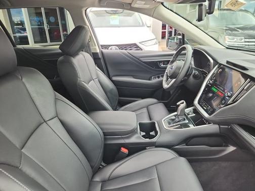 Ice Silver Metallic 2025 Subaru Outback Limited
