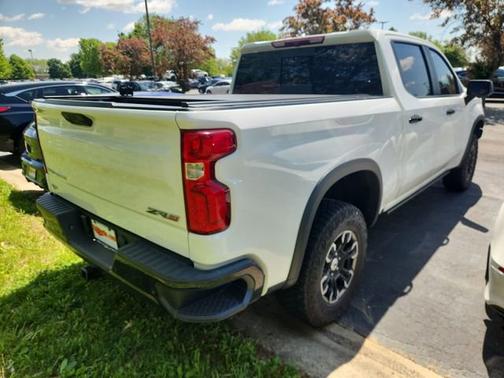 Summit White 2023 Chevrolet Silverado 1500 ZR2