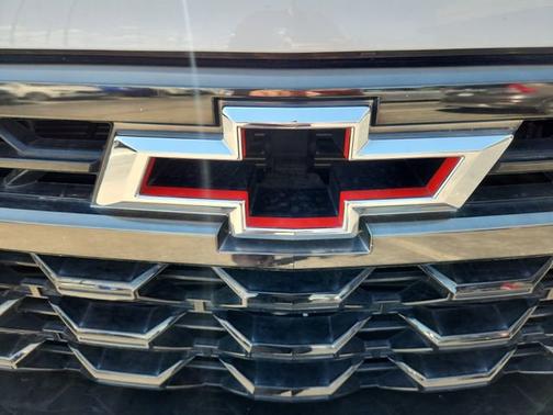 Summit White 2023 Chevrolet Silverado 1500 ZR2