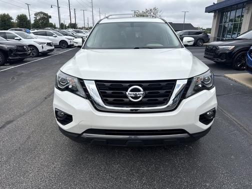 2018 Nissan Pathfinder Platinum