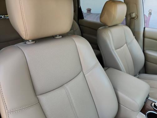 2018 Nissan Pathfinder Platinum