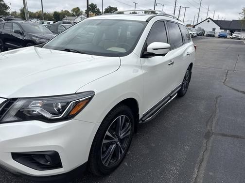 2018 Nissan Pathfinder Platinum
