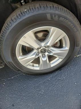 Silver Sky Metallic 2021 Toyota RAV4 Hybrid LE