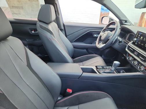 2025 Acura ADX w/A-Spec Advance Package