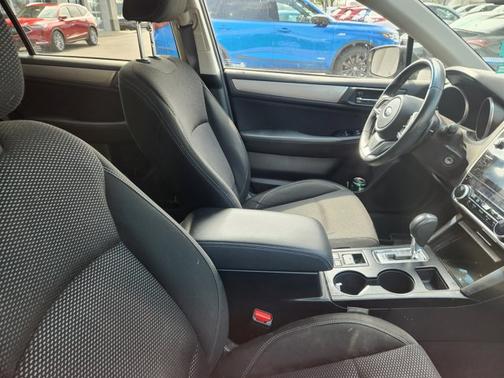 Crystal Black Pearl 2018 Subaru Outback 2.5i Premium