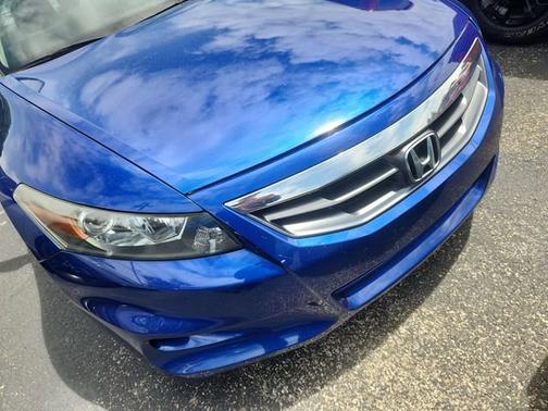 Blue 2011 Honda Accord EX-L