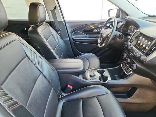 Ebony Twilight Metallic 2023 GMC Terrain AT4