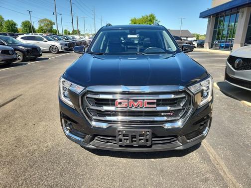 Ebony Twilight Metallic 2023 GMC Terrain AT4