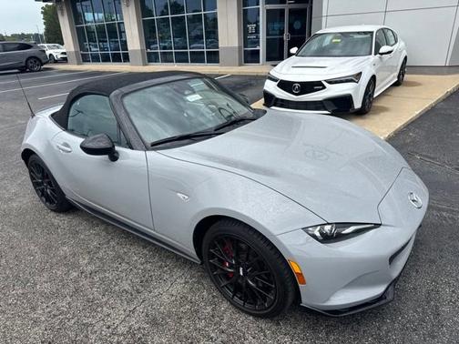 Aero Gray 2024 Mazda MX-5 Miata Club