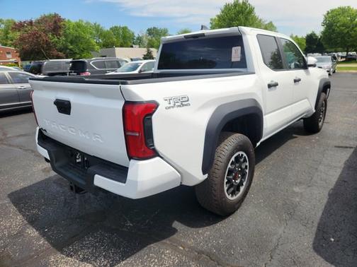 Ice 2025 Toyota Tacoma TRD Off Road