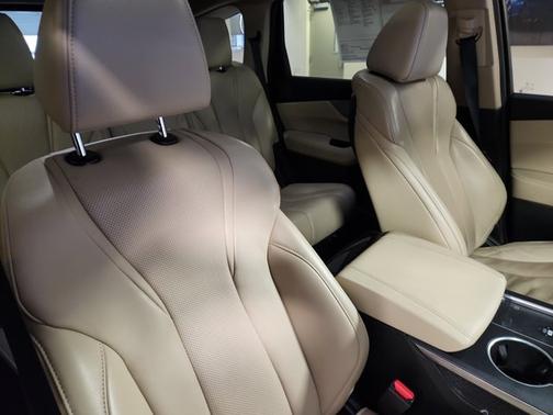 2023 Acura MDX w/Technology Package