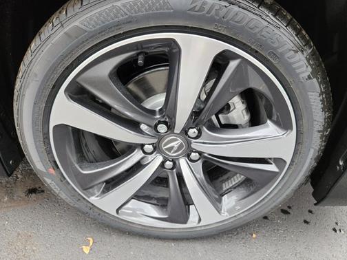 2025 Acura TLX Tech
