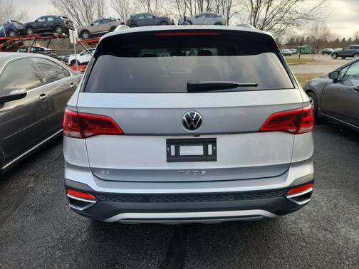 2024 Volkswagen Taos SE