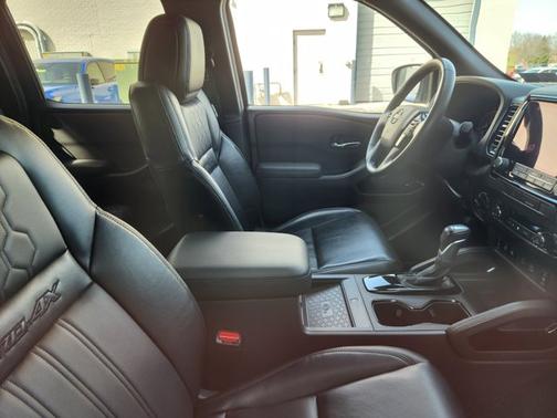 2022 Nissan Frontier PRO-4X