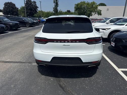2019 Porsche Macan Base