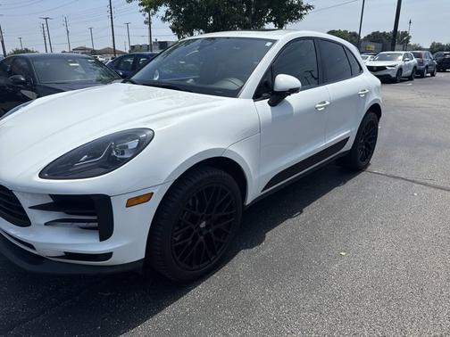 2019 Porsche Macan Base