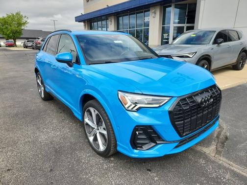 2021 Audi Q3 S line Premium Plus