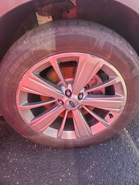 White Platinum Clearcoat Metallic 2018 Ford Explorer Limited