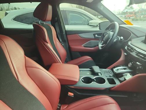 2023 Acura MDX w/A-Spec Package