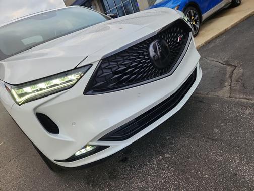 2023 Acura MDX w/A-Spec Package