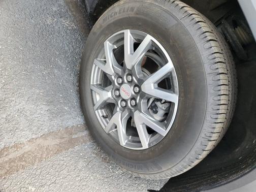 Midnight Blue Metallic 2021 GMC Acadia SLE