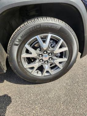 Midnight Blue Metallic 2021 GMC Acadia SLE