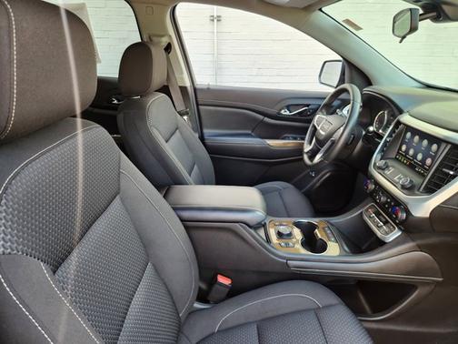 Midnight Blue Metallic 2021 GMC Acadia SLE