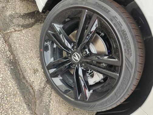 Platinum 2026 Acura Integra w/A-Spec Package