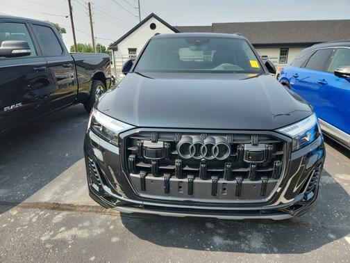 2025 Audi Q7 Prestige
