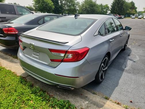 2022 Honda Accord Sport SE