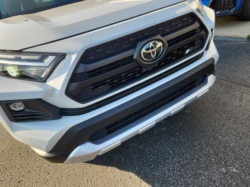 2023 Toyota RAV4 Adventure