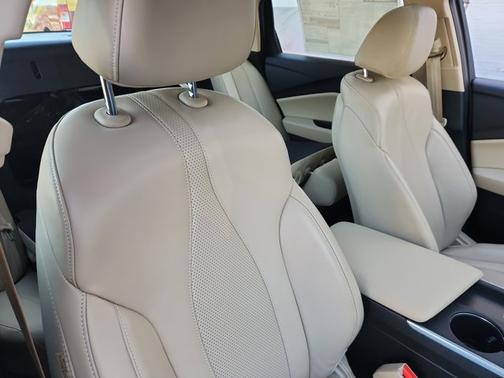 2025 Acura TLX Tech