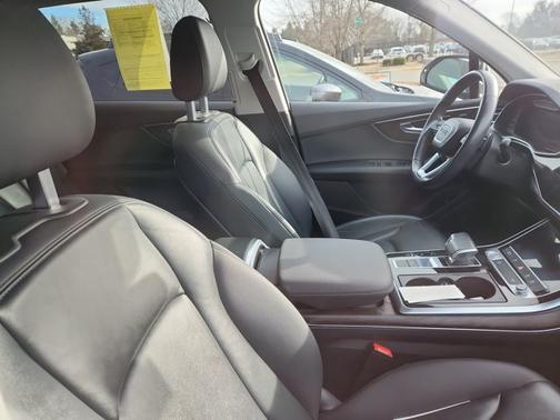 2020 Audi Q7 Premium