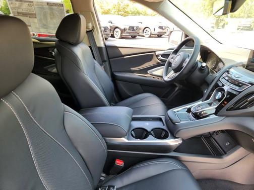 Solar Silver Metallic 2026 Acura RDX w/Technology Package