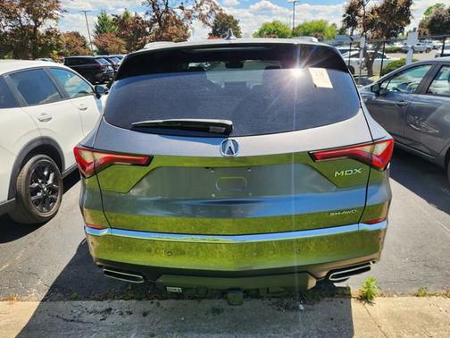 Gray 2024 Acura MDX w/Advance Package