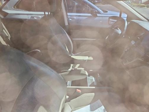 Red 2018 Honda Odyssey Elite