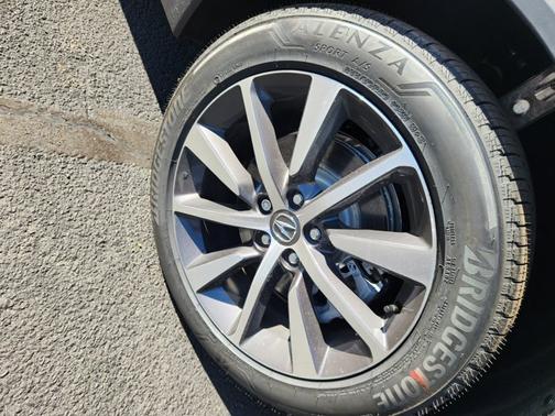 2026 Acura MDX w/Technology Package