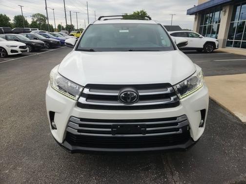 Blizzard Pearl 2018 Toyota Highlander Limited