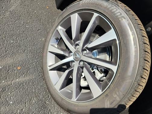 Liquid Carbon Metallic 2026 Acura MDX w/Technology Package