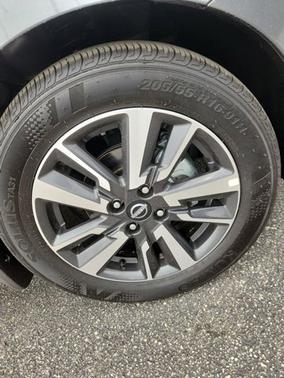 Gun Metallic 2025 Nissan Versa SV
